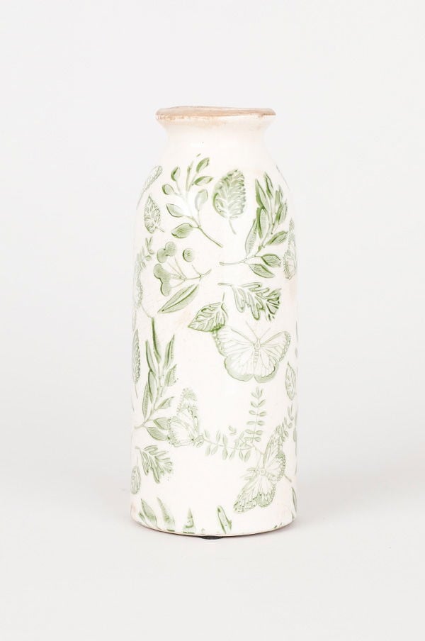 Vacker keramikvas med gröna blad- och fjärilsdekorationer, perfekt för inredning och blommor. Idealisk för att skapa en naturlig atmosfär i hemmet.