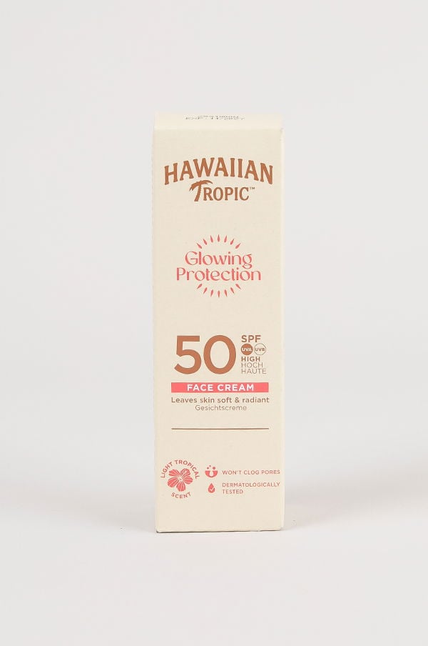 Hawaiian Tropic Glowing Protection ansiktskräm med SPF 50, erbjuder hög solskydd för huden och lämnar den mjuk och strålande. Dermatologiskt testad och med lätt tropisk doft, den täpper inte till porerna.